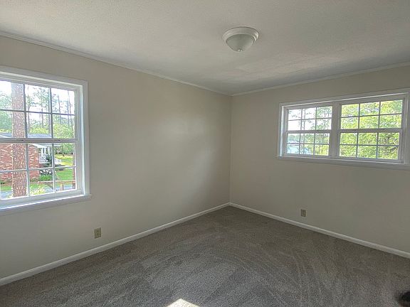 10x12 lake view-double windo