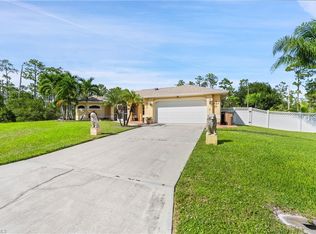 601 E 14th ST, LEHIGH ACRES, FL 33972