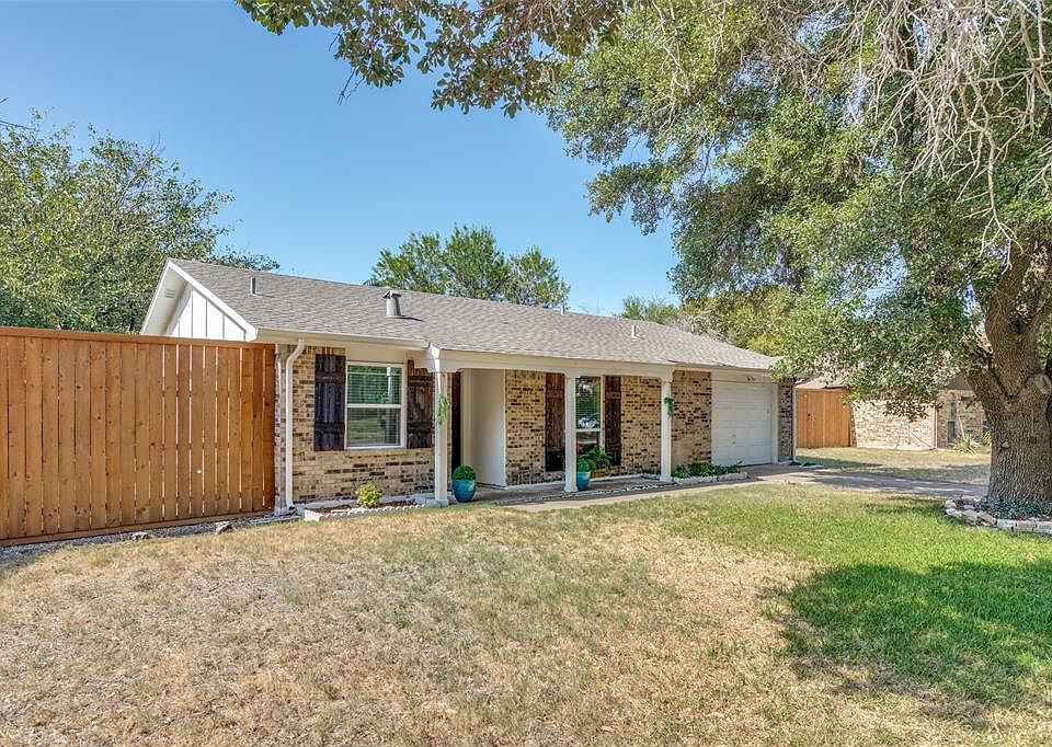 1st image of 1300 Pioneer Ln