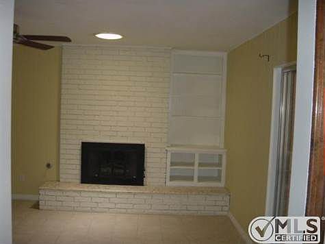 3rd image of 10715 Alcazar Ct