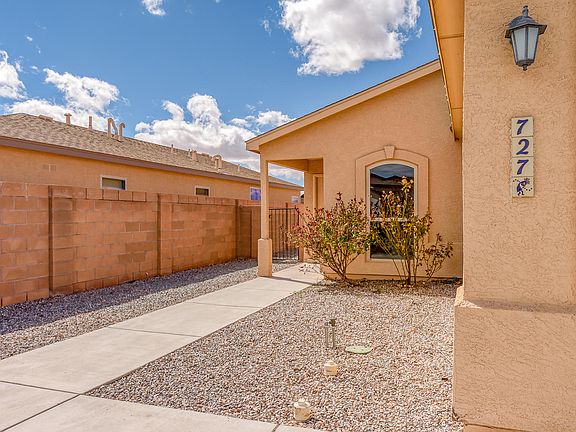 2nd image of 727 Jaconita Pl SW