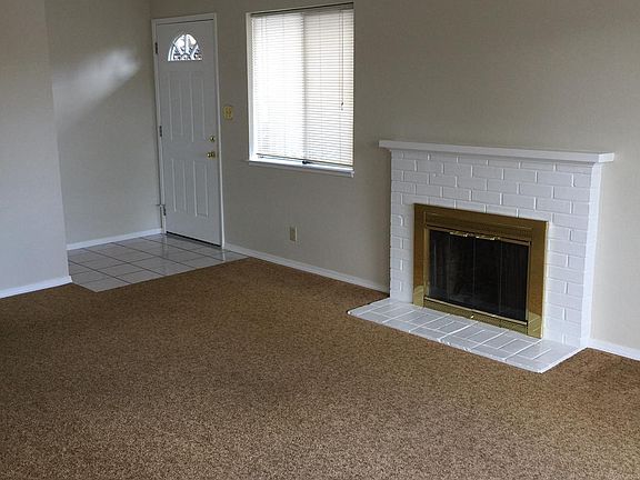 3rd image of 303 Penn Way