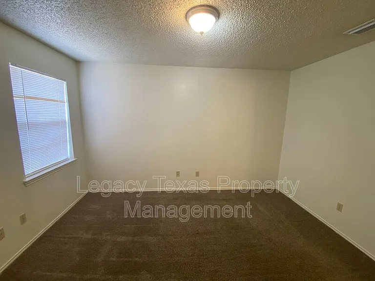 1412 Courtney Pl #A — Photo 22