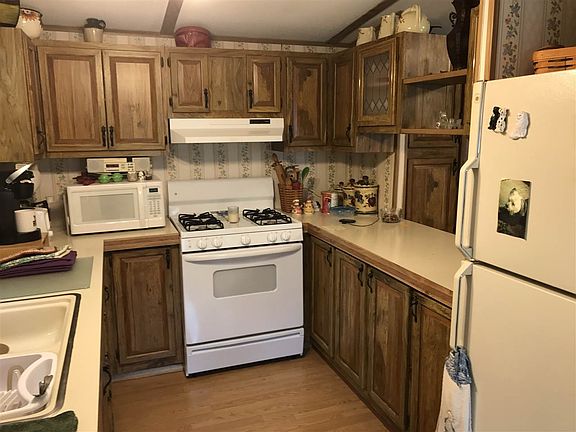 5th image of 1930 E Moffett Ln