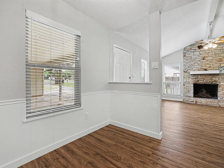 802 Ranch Rd #A — Photo 4
