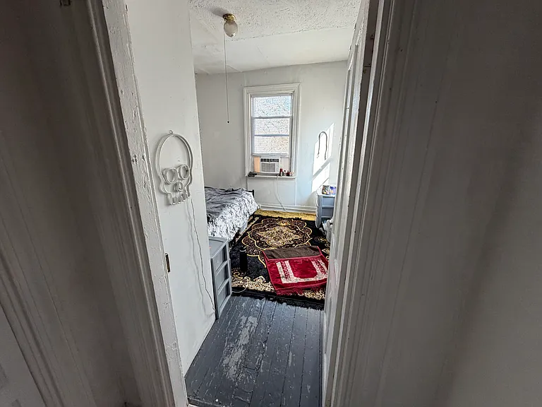 307 S Laurel St — Photo 18
