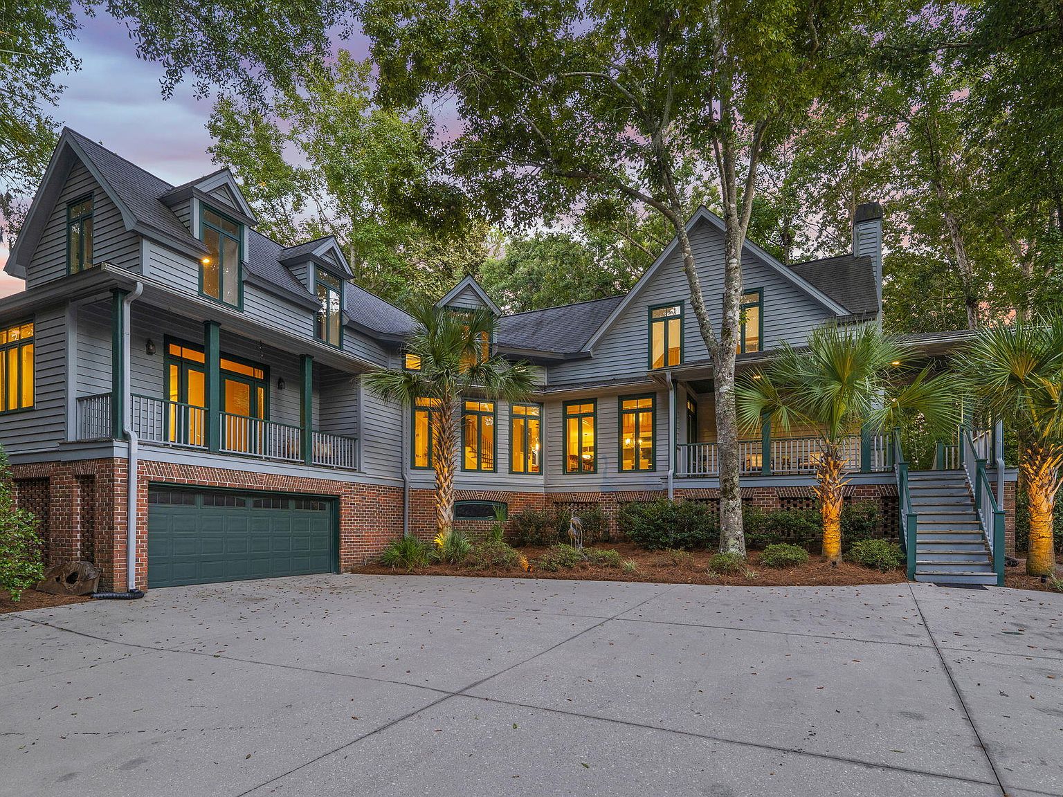 8634 W Fairway Woods Dr — Coosaw Creek Country Club