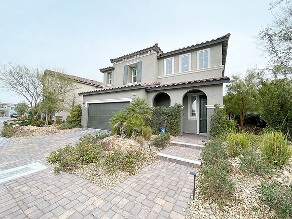 2nd image of 8467 Vacarez Dr