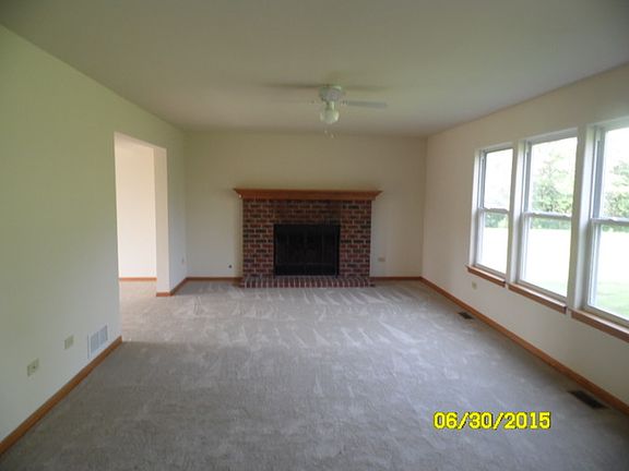 4th image of 3009 Indian Springs Ct