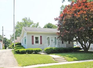 615 Foster St, Fostoria, OH 44830