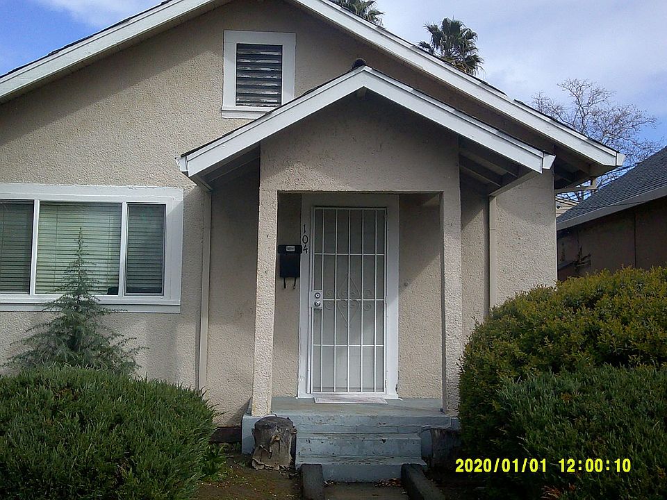 1st image of 104 Walnut Ave