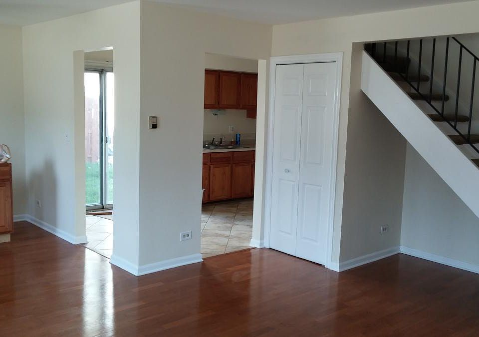 1st image of 1879 Jamestown Cir