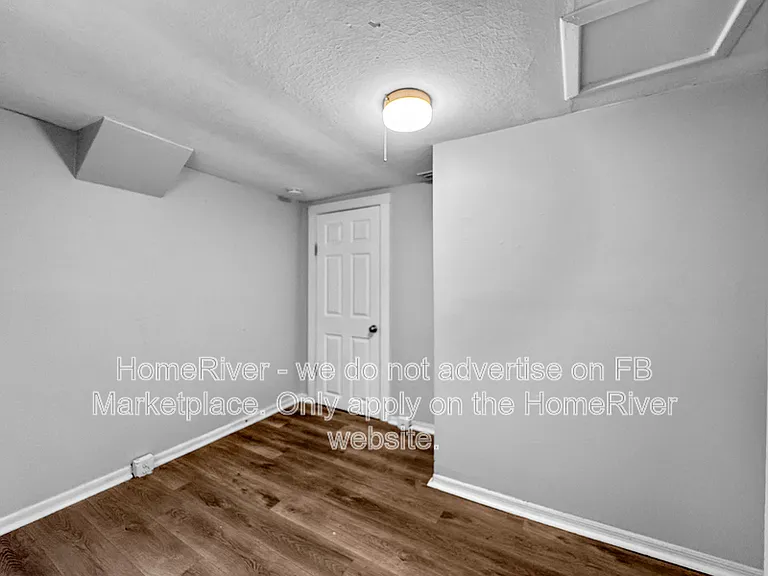 5304 E 14th Ave — Photo 15