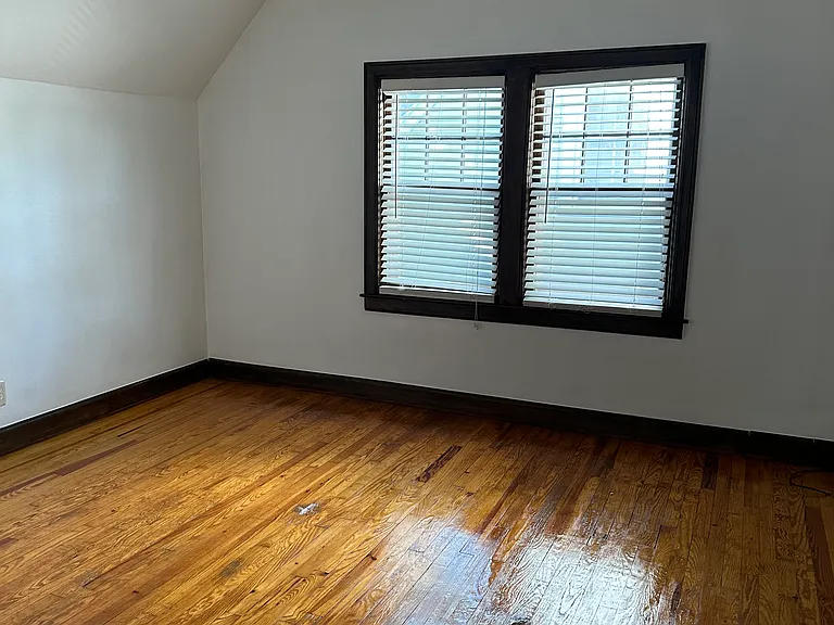 2234 N Woodbridge St — Photo 7