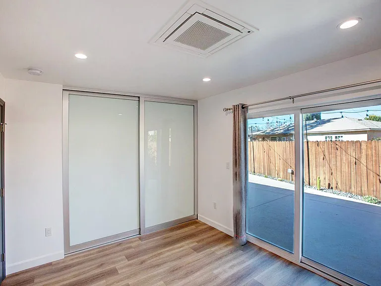 6275 Dana Ave — Photo 10