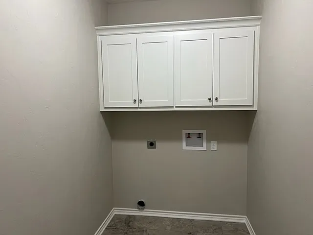 130 Oasis St — Photo 9