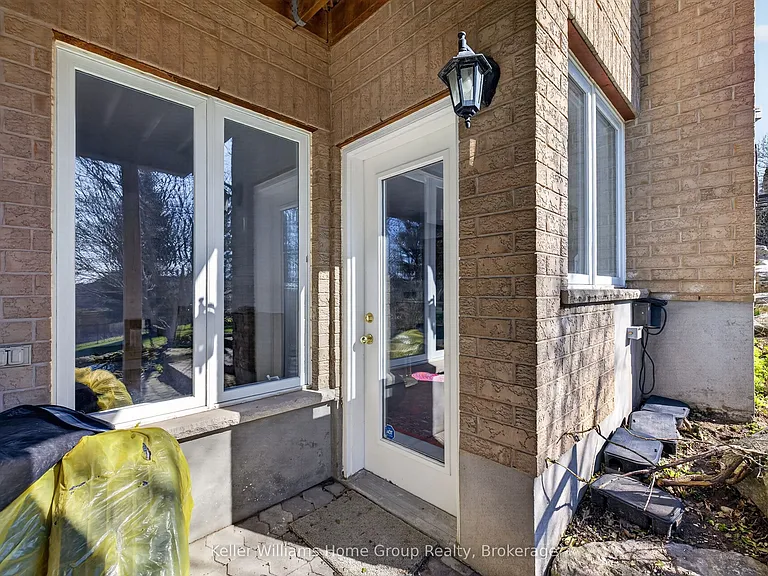 23 Fox Run Dr #B — Photo 9