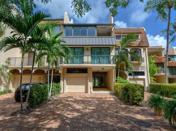 5990 Paradise Point Dr #5990, Miami, FL 33157