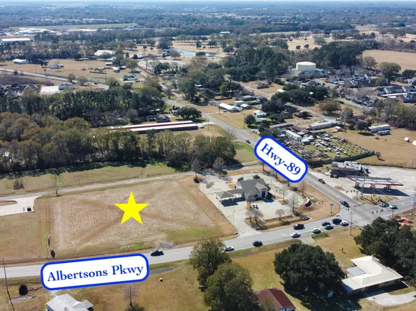 102 Albertson Pkwy, Broussard, LA 70518