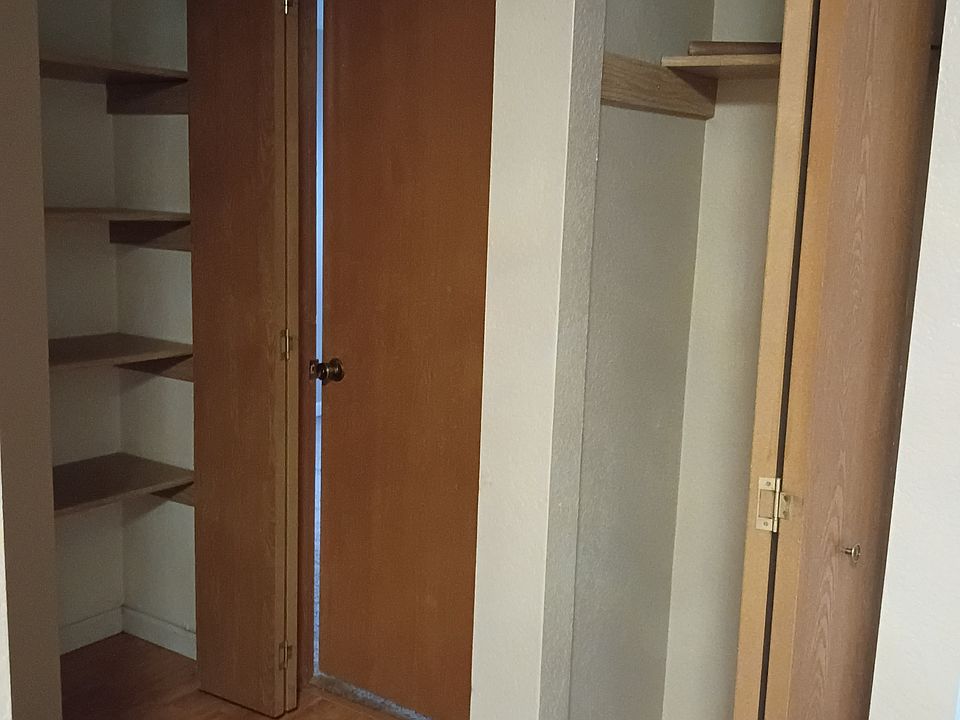 1st image of 10609 E Riverside Dr APT 303