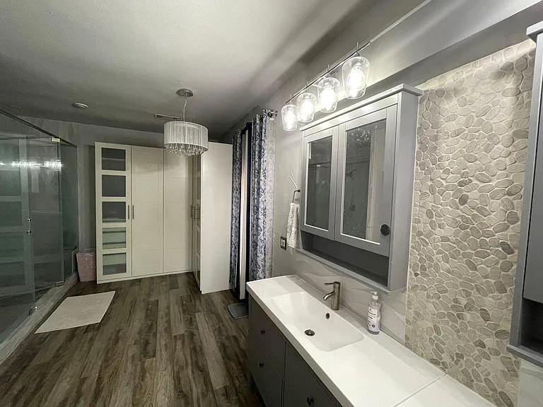 1905 Barrens Cir — Photo 6