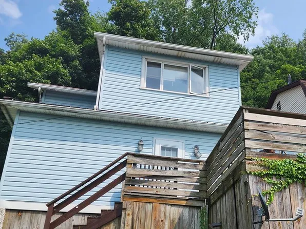 817 Parsons St, Johnstown, PA 15902