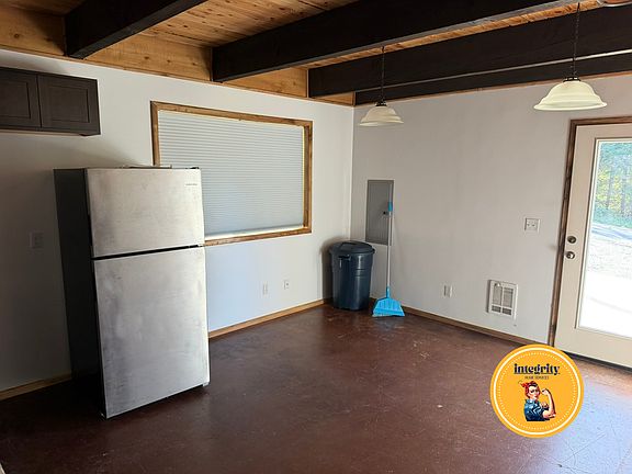 4th image of 63459 Council Rd