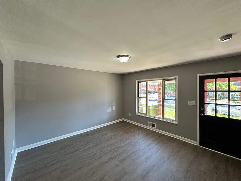 7842 Lockwood Rd — Photo 27