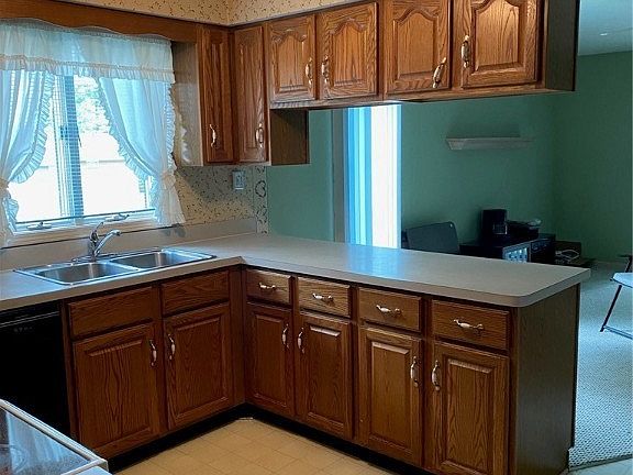 5th image of 9591 Patricia Ct