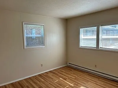 2 bed, $995 — Photo 2