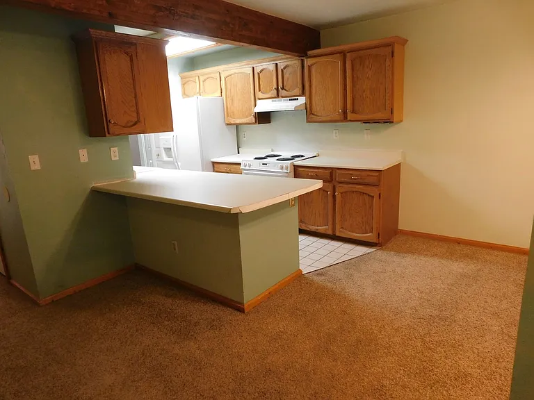 2339 Rattlesnake Ct #B — Photo 4