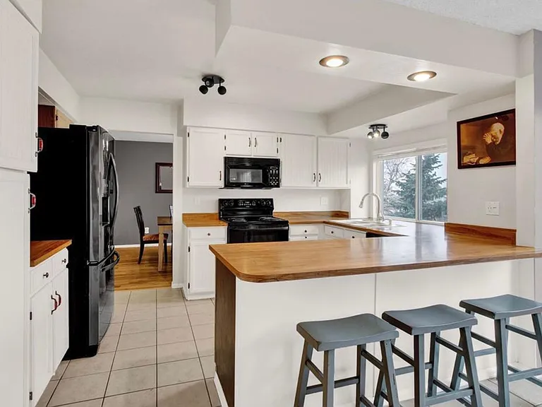 7650 Conifer Dr — Photo 9