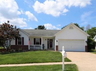 1521 Reveres Ride, O'Fallon, MO 63366