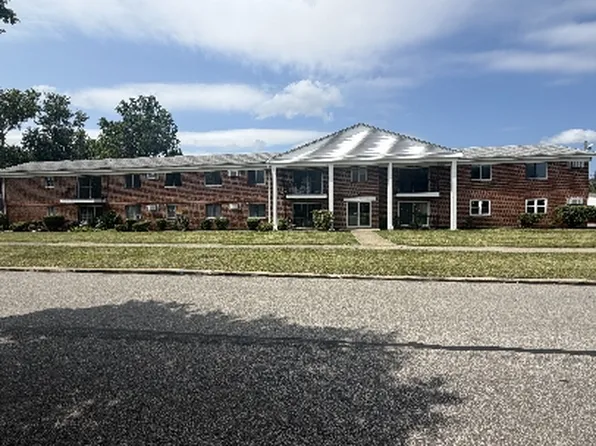 6400 Kingsdale Blvd, Cleveland, OH