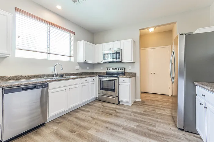 3449 E Bartlett Dr — Photo 8