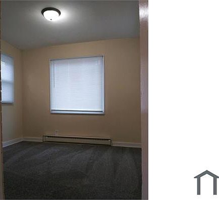 3rd image of 2202 Auburn St APT 2E