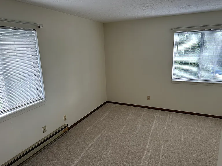 6751 Ridge Plaza Dr — Photo 7