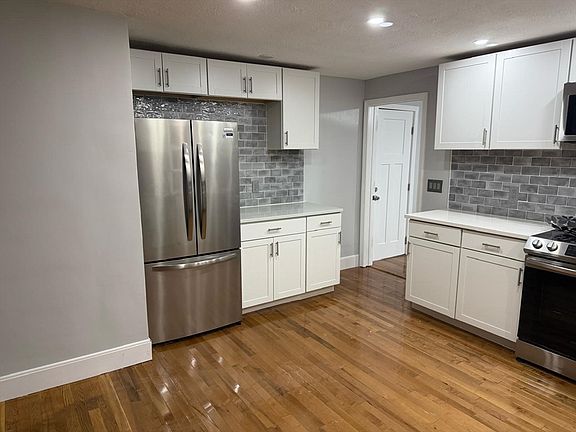 4th image of 1 Furbush Rd