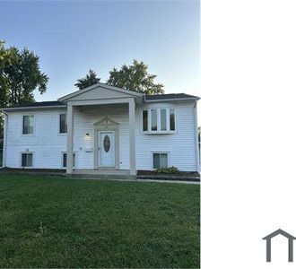 35 S Chestnut Ct, Glenwood, IL, 60425