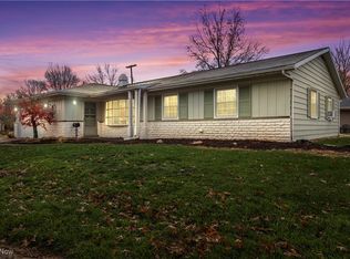 1258 Chapel Ct, Amherst, OH 44001