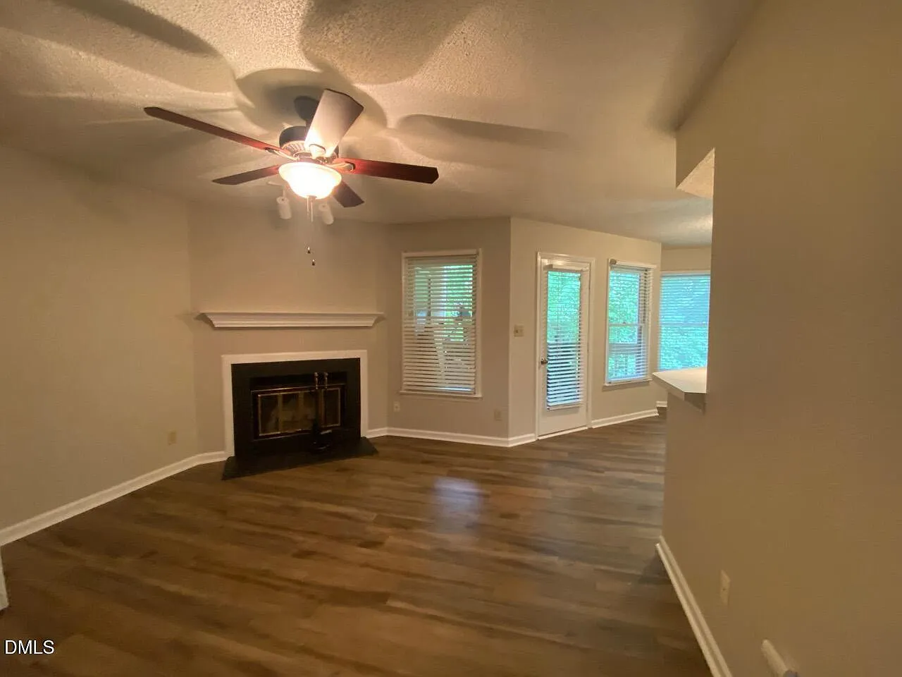 109 Killam Ct — Photo 3