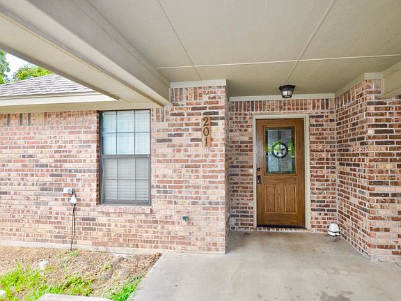 2nd image of 663 W Tarleton St Unit 201