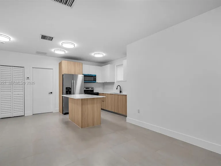 6500 NW 21st Ave #6500 — Photo 8