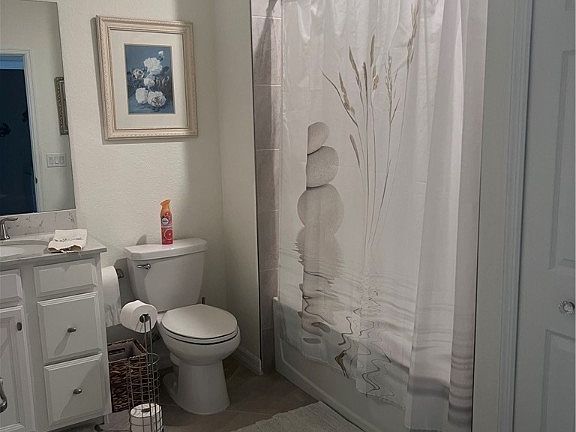 5th image of 12039 Hawthorn Lake Dr #201