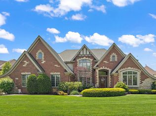 22602 Granite Dr, Frankfort, IL 60423