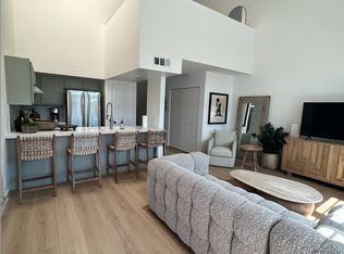 5065 8th St, Carpinteria, CA 93013