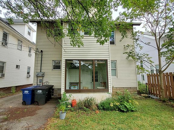4th image of 12969 Emerson Ave
