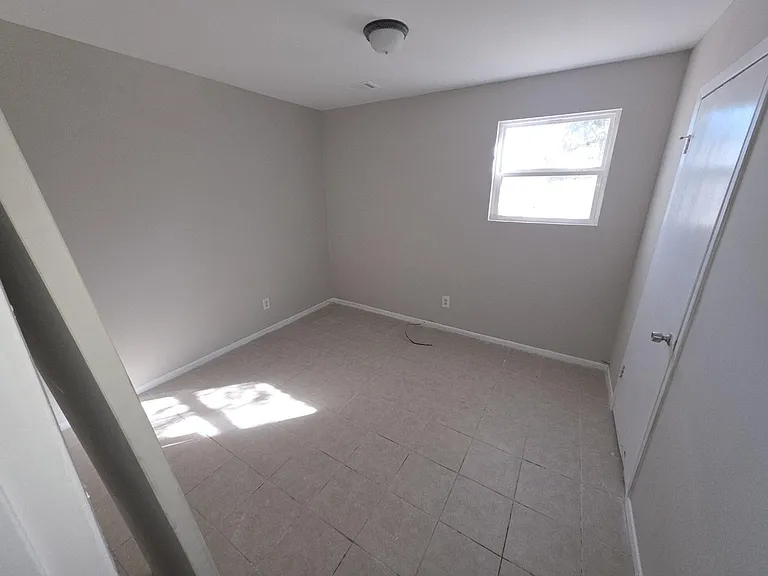 4305 Parkwood Dr — Photo 11