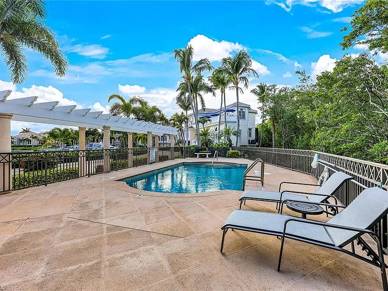 27710 Marina Isle Ct — Photo 50