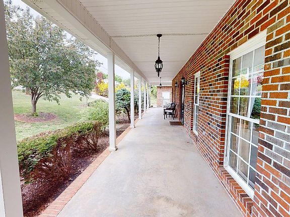 4th image of 168 Stewart Hills Dr